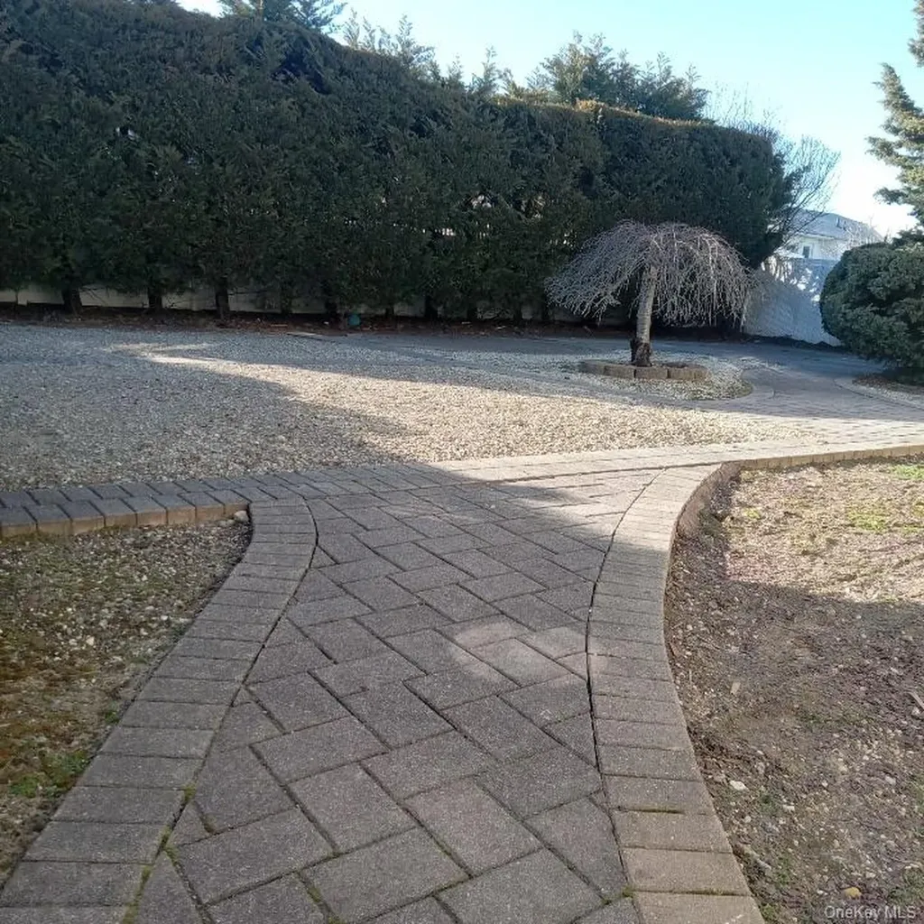 3260 Shore Road Oceanside NY 11572