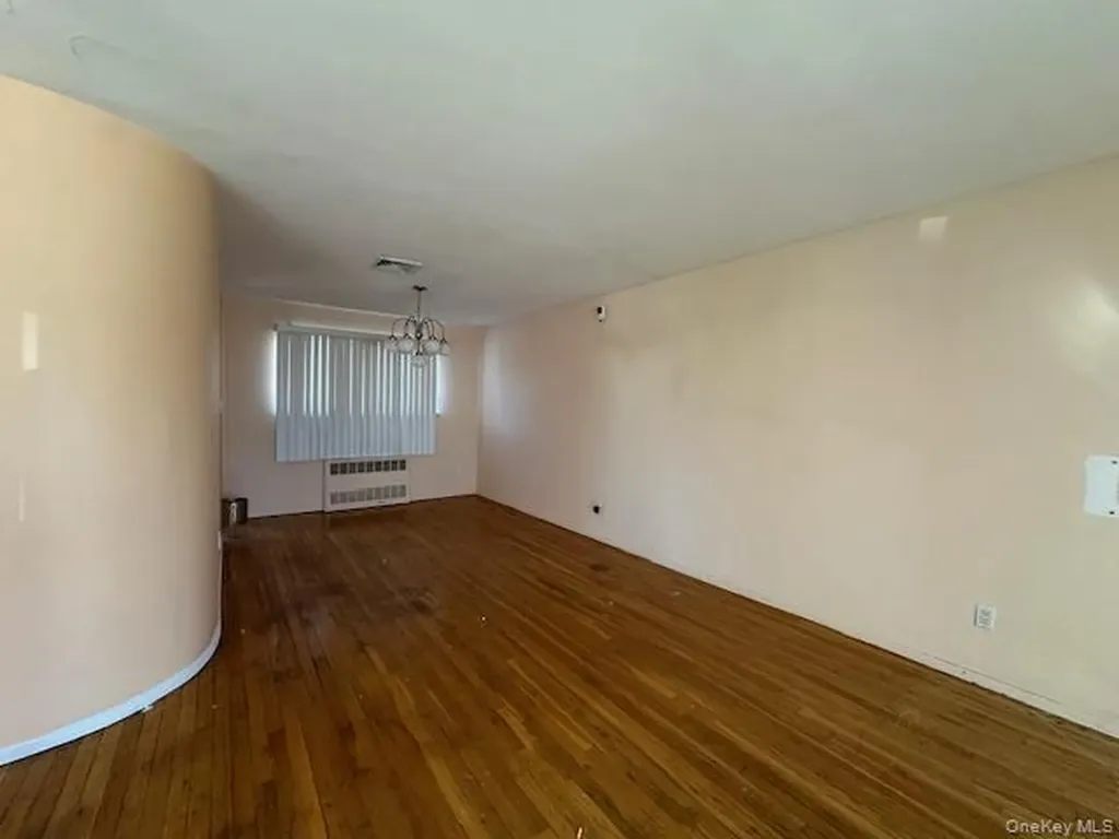 3260 Shore Road Oceanside NY 11572