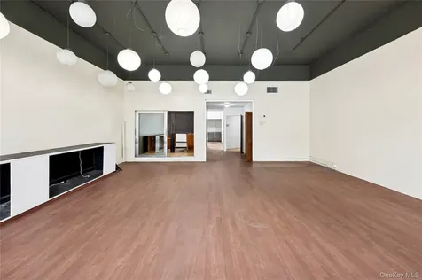 615 East Boston Post Road Mamaroneck NY 10543