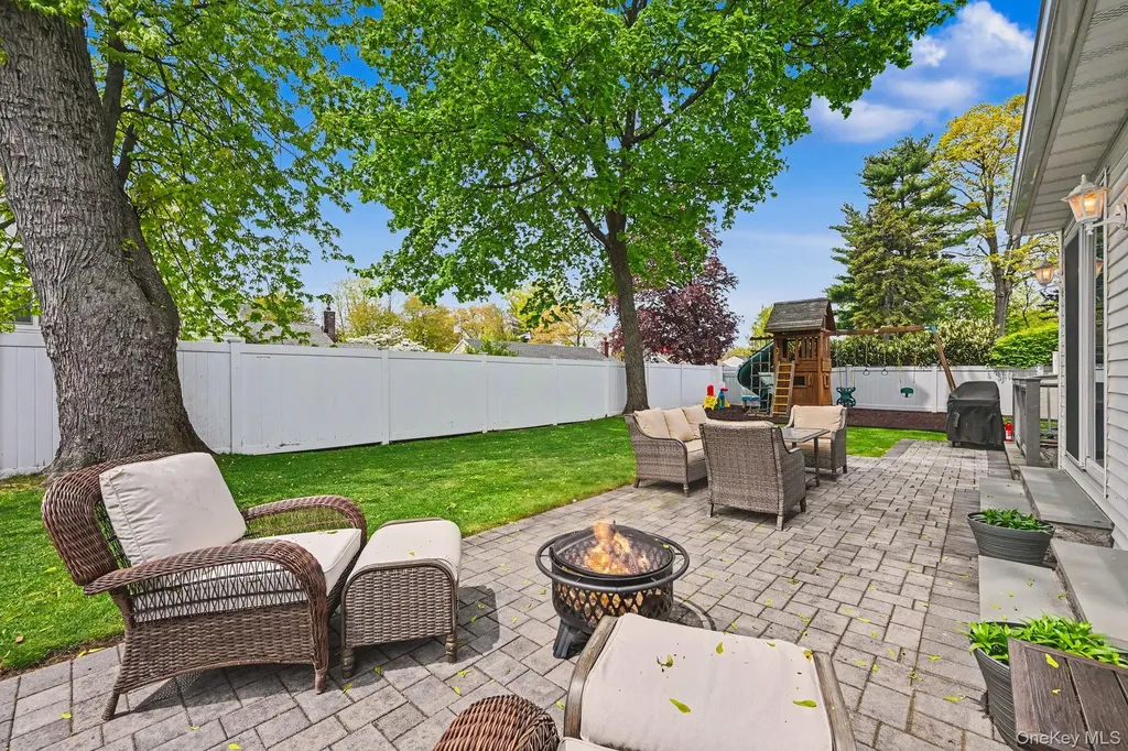 35 Ernest Drive Scarsdale NY 10583
