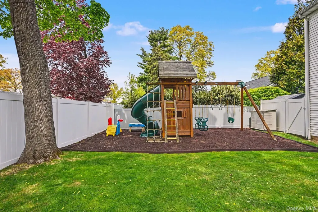 35 Ernest Drive Scarsdale NY 10583