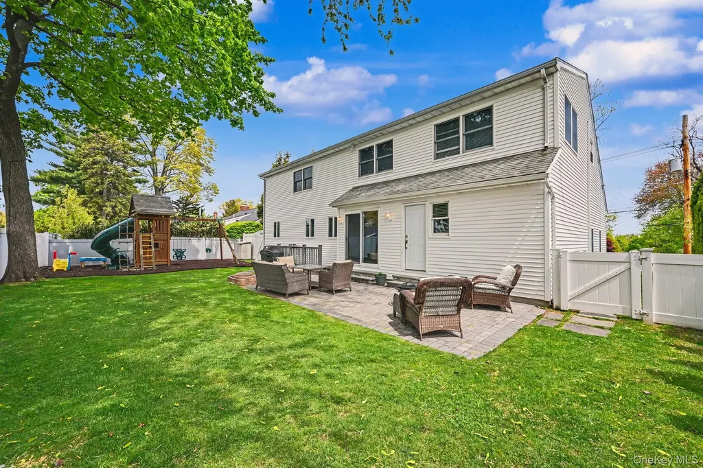 35 Ernest Drive Scarsdale NY 10583
