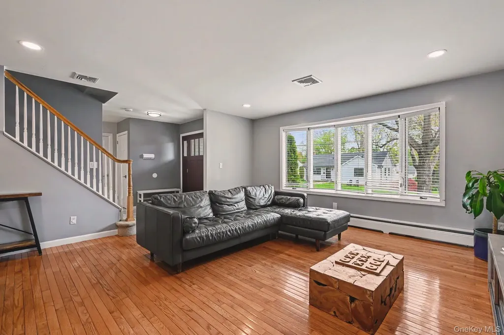35 Ernest Drive Scarsdale NY 10583
