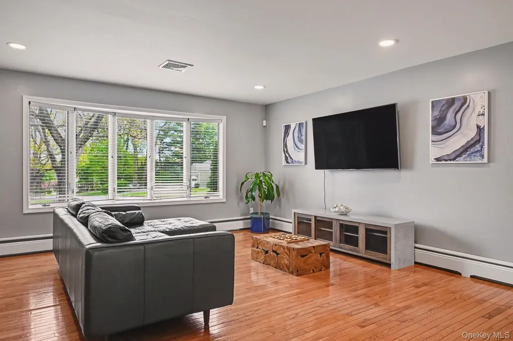 35 Ernest Drive Scarsdale NY 10583