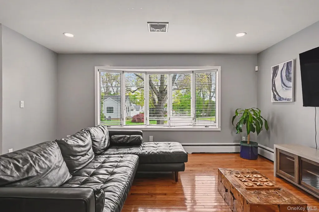 35 Ernest Drive Scarsdale NY 10583