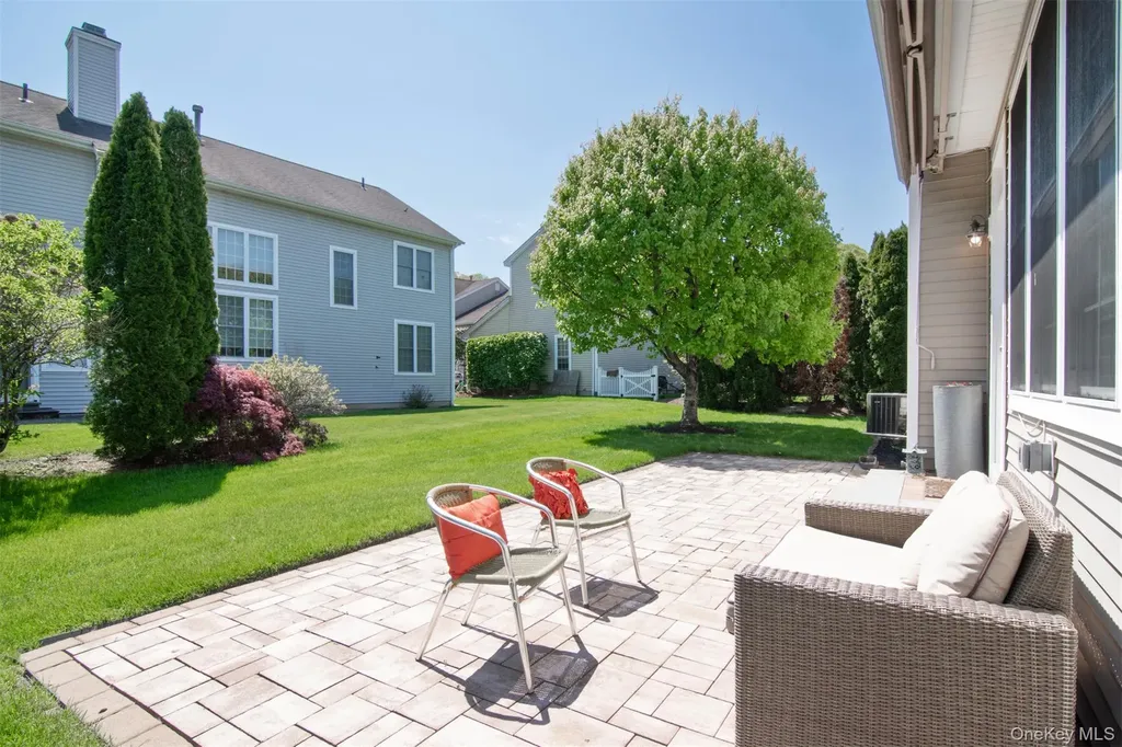120 Tradition Court White Plains NY 10603