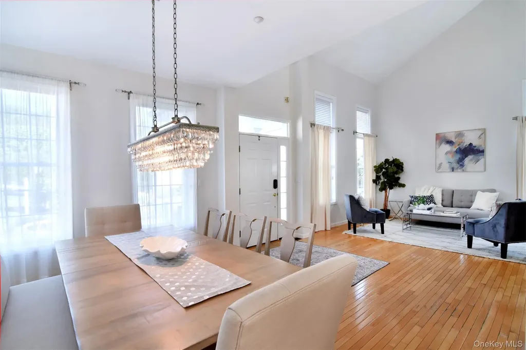 120 Tradition Court White Plains NY 10603
