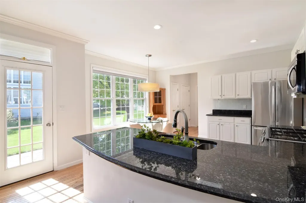 120 Tradition Court White Plains NY 10603