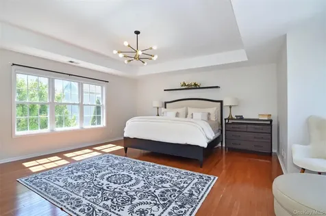 120 Tradition Court White Plains NY 10603