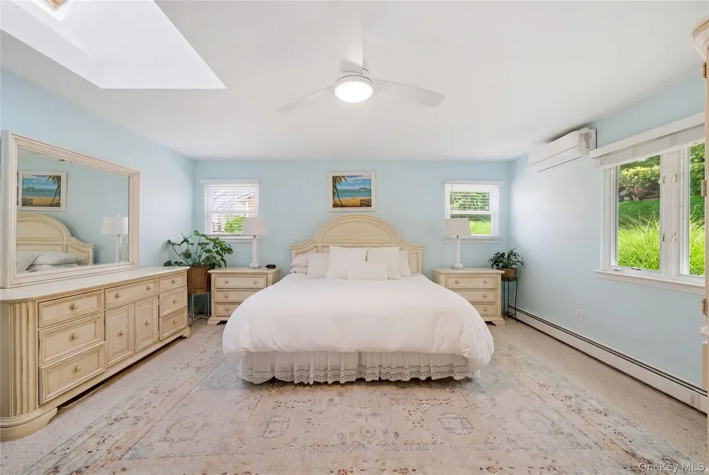 39 Fallen Leaf Road Holbrook NY 11741