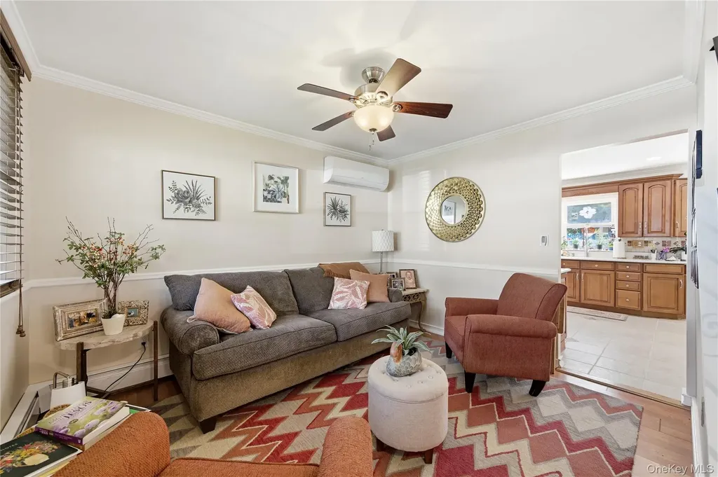 39 Fallen Leaf Road Holbrook NY 11741