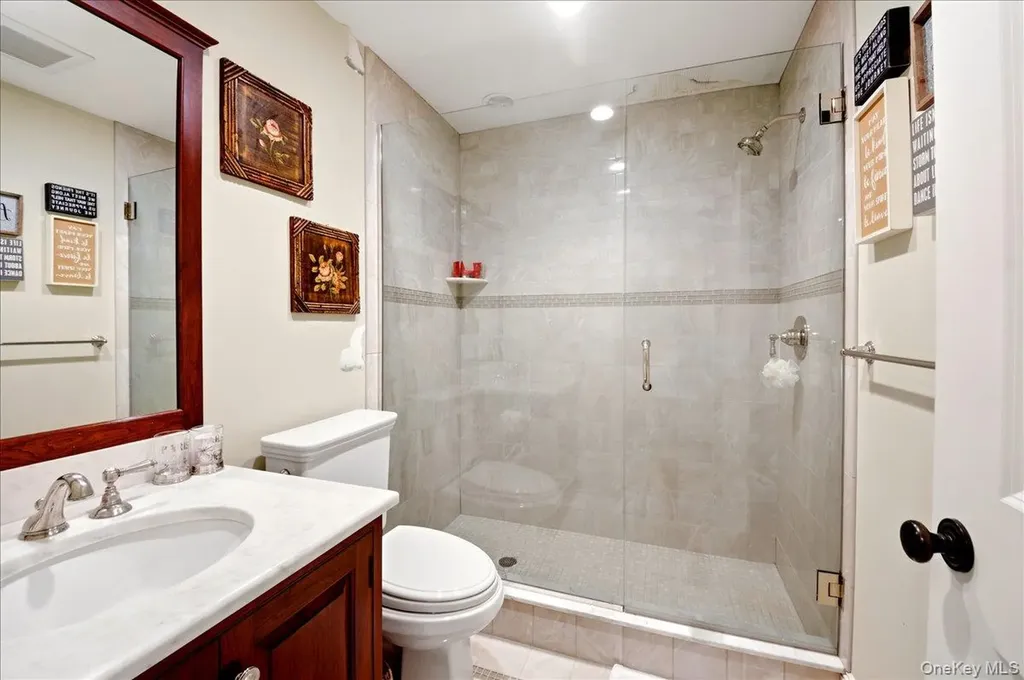 7 Ridgeview Circle Armonk NY 10504