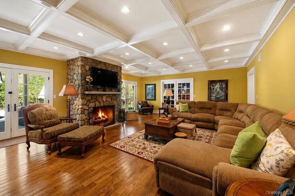 7 Ridgeview Circle Armonk NY 10504