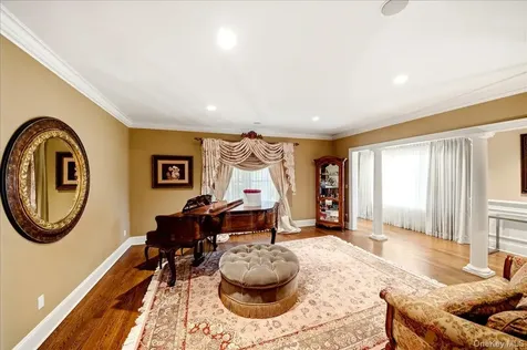 7 Ridgeview Circle Armonk NY 10504