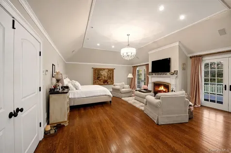 7 Ridgeview Circle Armonk NY 10504