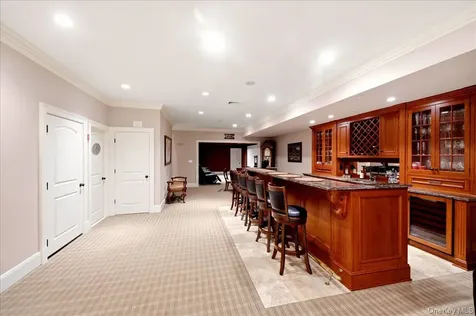 7 Ridgeview Circle Armonk NY 10504
