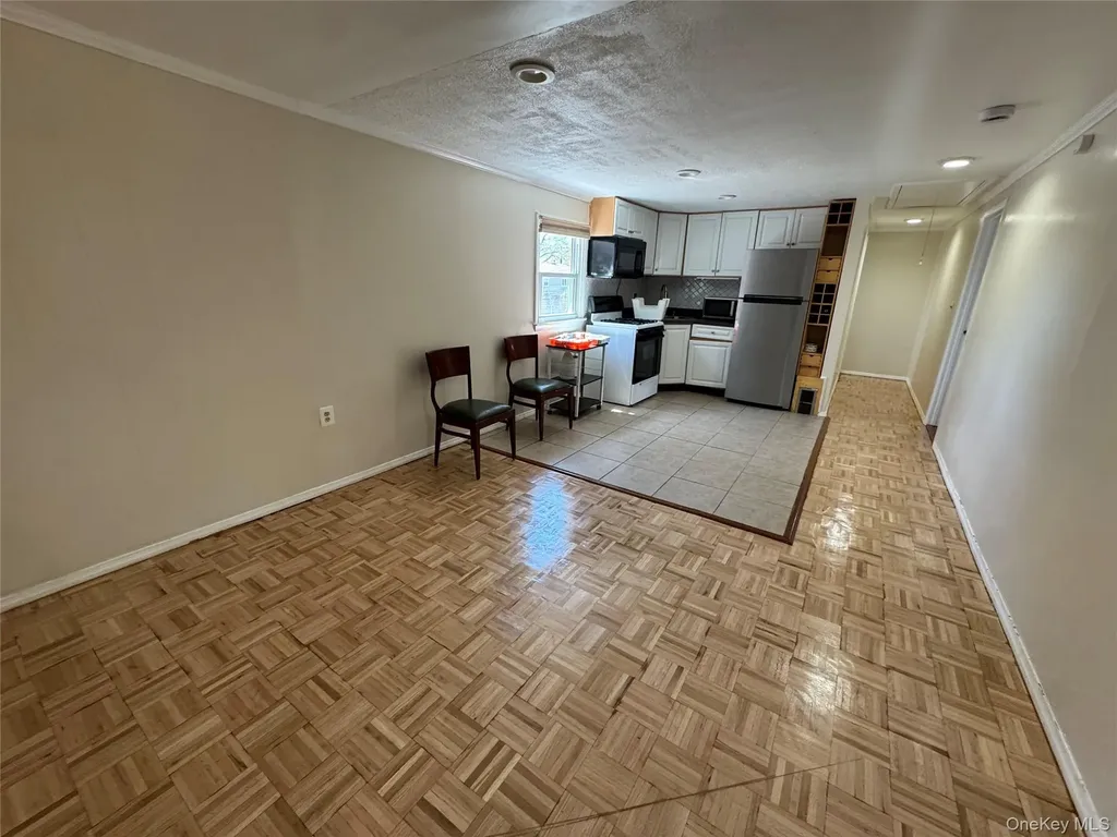 486 Silver Street West Babylon NY 11704