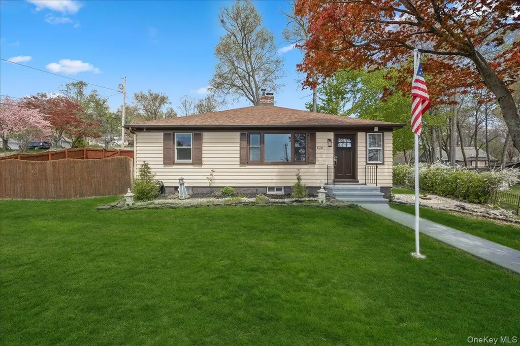 532 Shore Drive New Windsor NY 12553