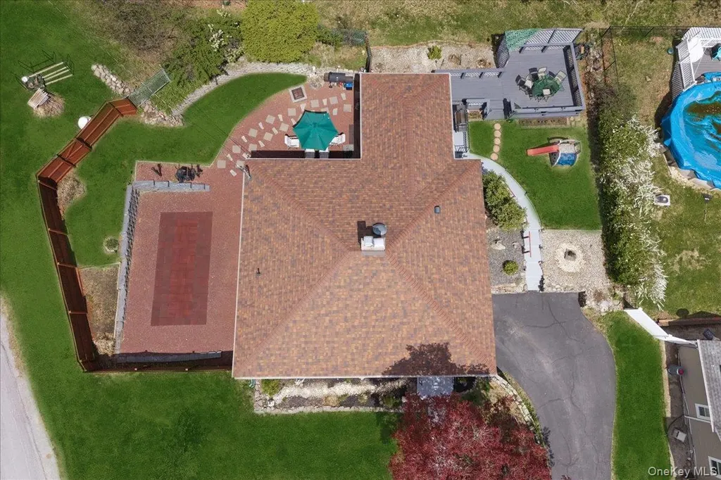 532 Shore Drive New Windsor NY 12553