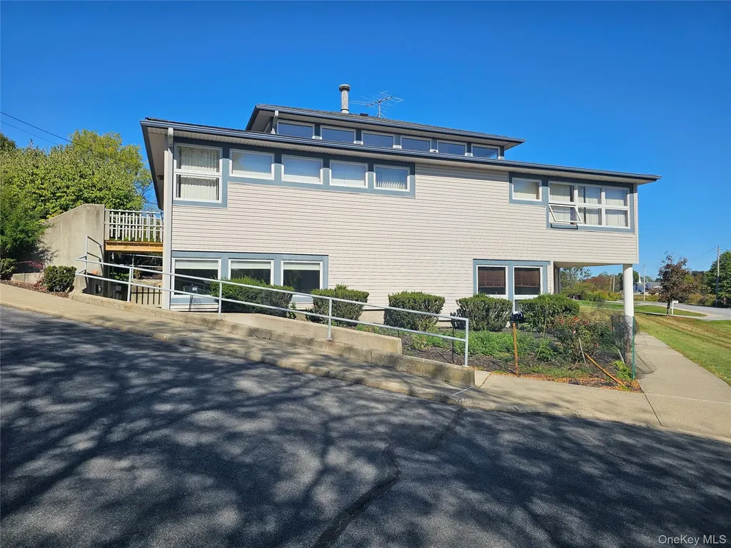 45 Ronald Reagan Boulevard Warwick NY 10990
