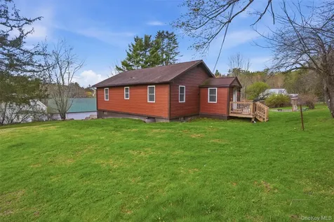 27 Old County Road Cochecton NY 12726