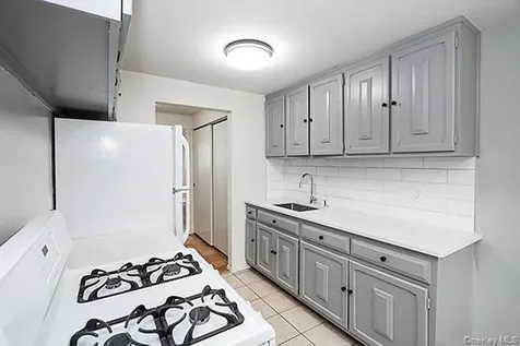 178 Jervis Avenue Farmingdale NY 11735