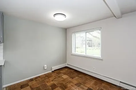 178 Jervis Avenue Farmingdale NY 11735