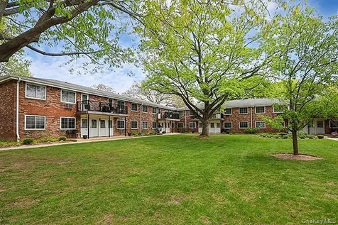178 Jervis Avenue Farmingdale NY 11735