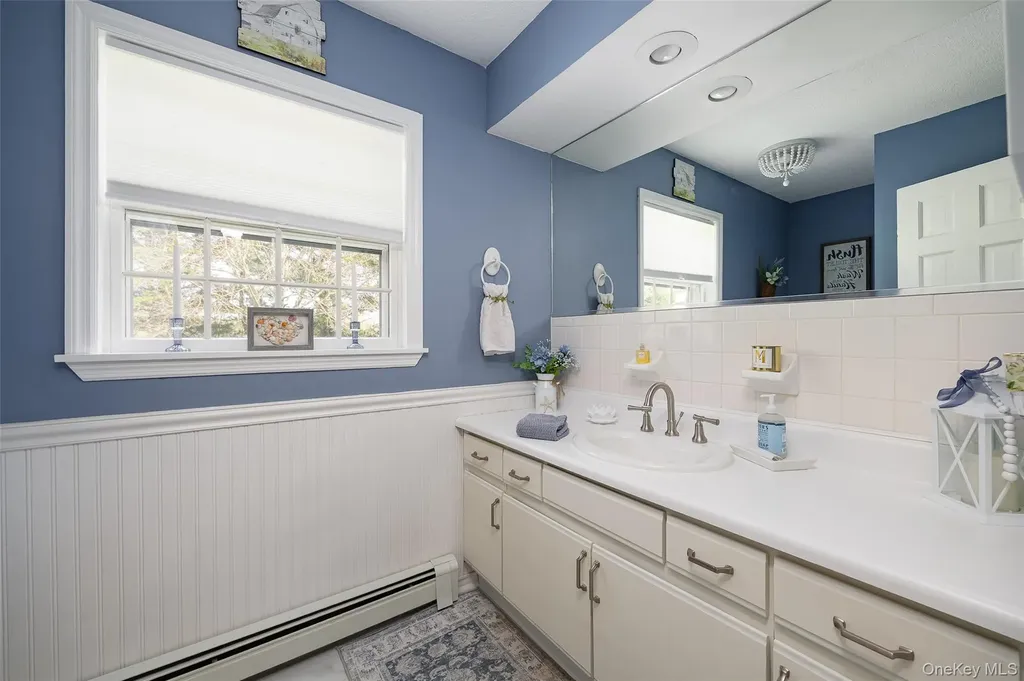6 Grapevine Place Poughkeepsie NY 12603