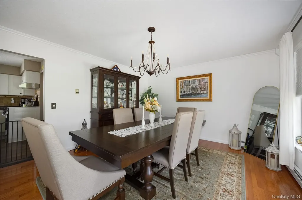 6 Grapevine Place Poughkeepsie NY 12603