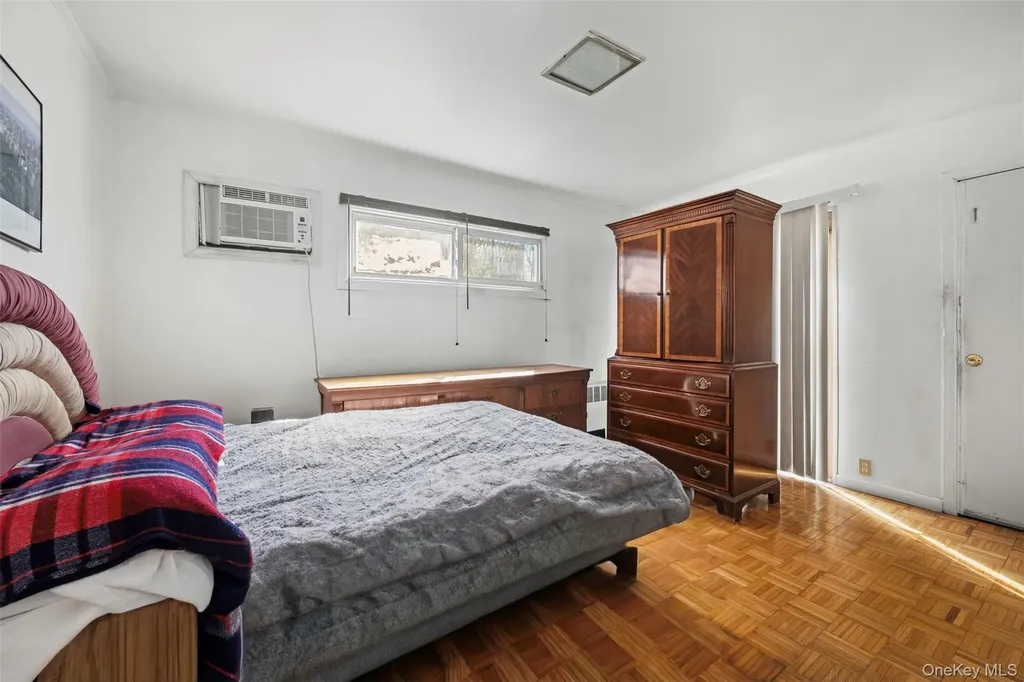 440 E Park Avenue Long Beach NY 11561
