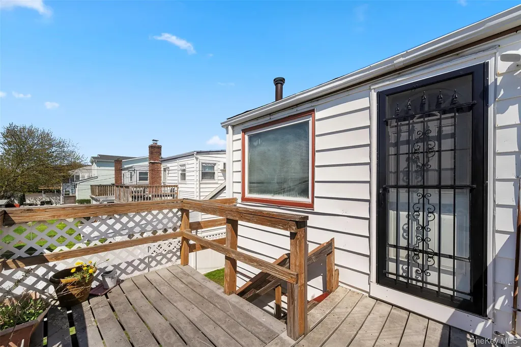 440 E Park Avenue Long Beach NY 11561