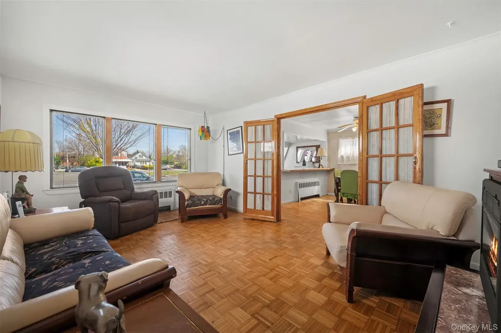 440 E Park Avenue Long Beach NY 11561