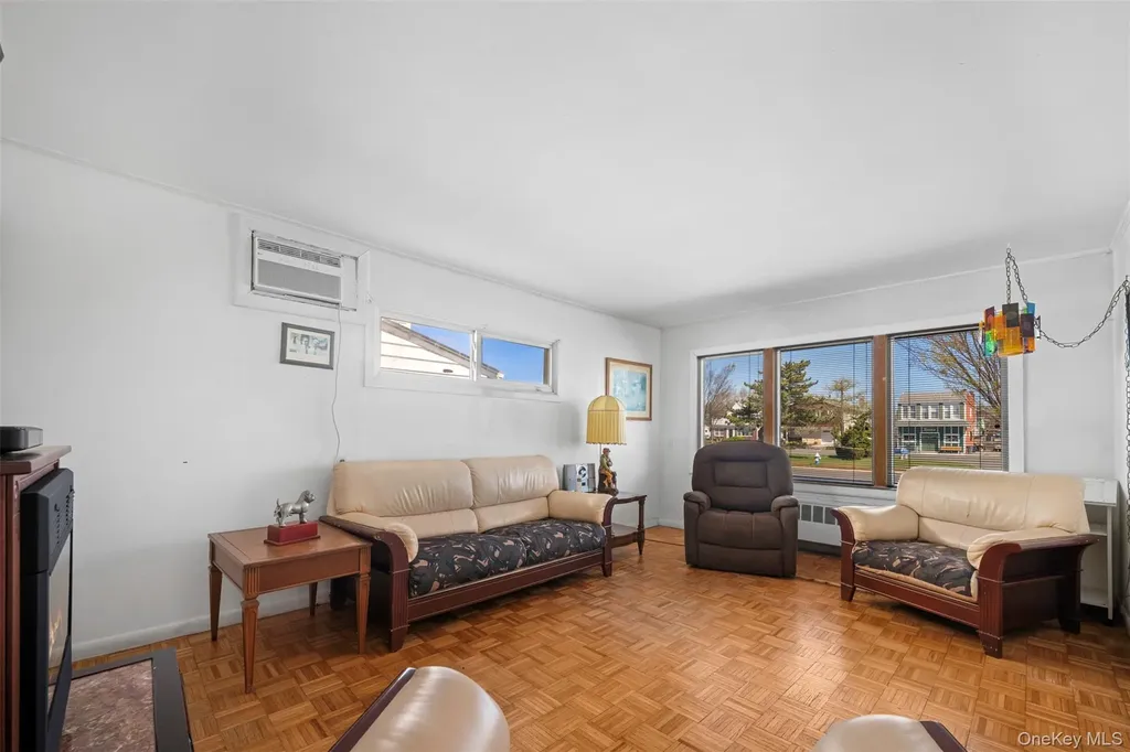 440 E Park Avenue Long Beach NY 11561