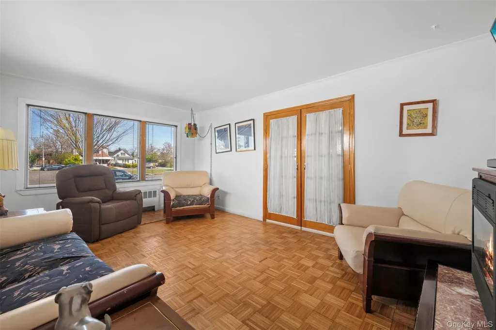 440 E Park Avenue Long Beach NY 11561