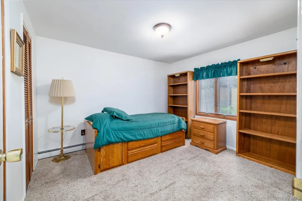 44 Meyer Lane Medford NY 11763