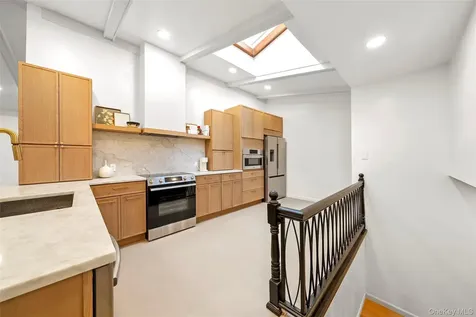 57 Virginia Lane Thornwood NY 10594