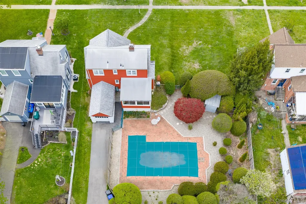 31 Kingston Avenue Poughkeepsie NY 12603