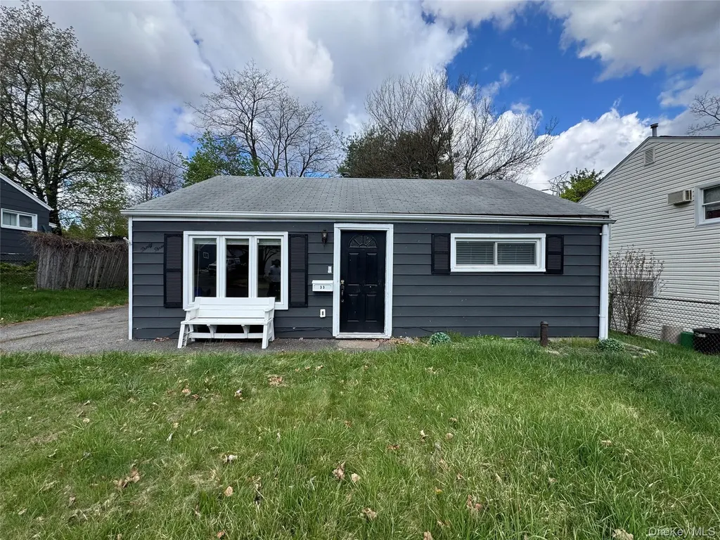 33 Hurd Avenue Garnerville NY 10923