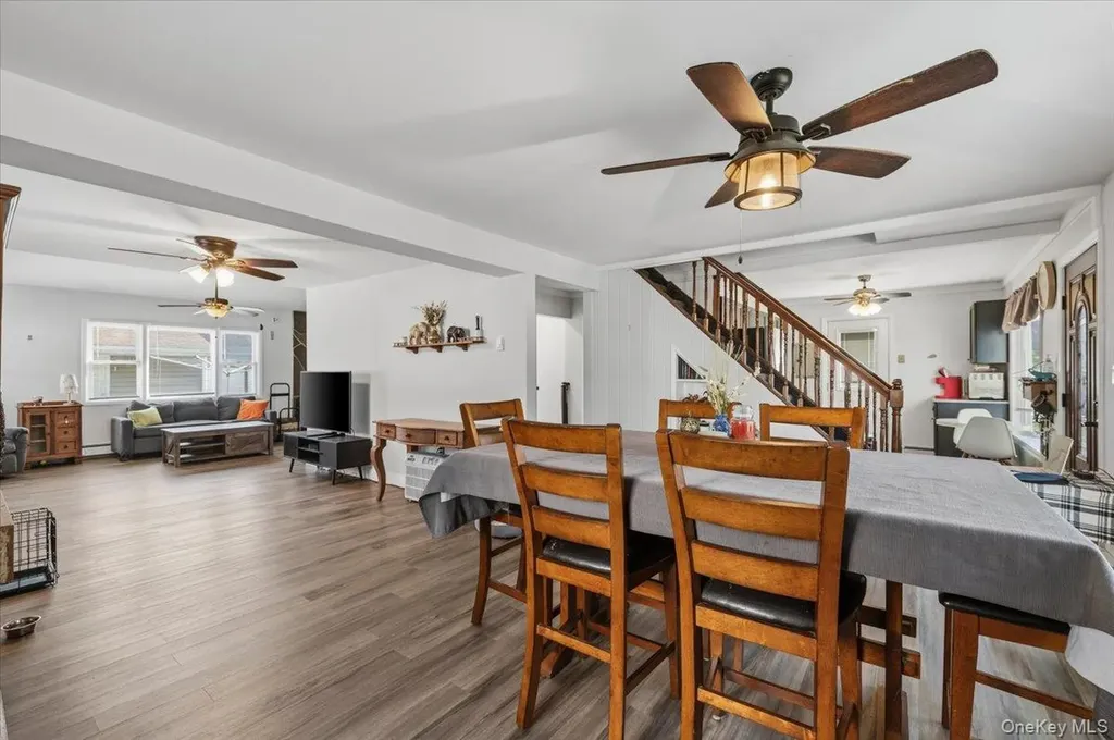 42 Haven Lane Levittown NY 11756
