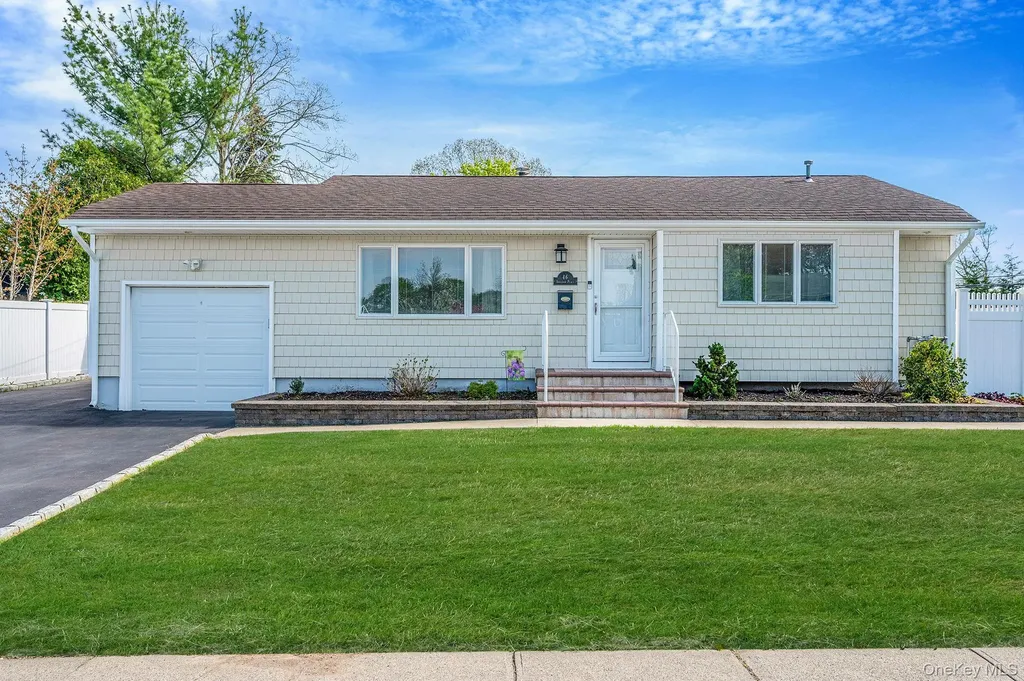 46 Sheldon Place Commack NY 11725
