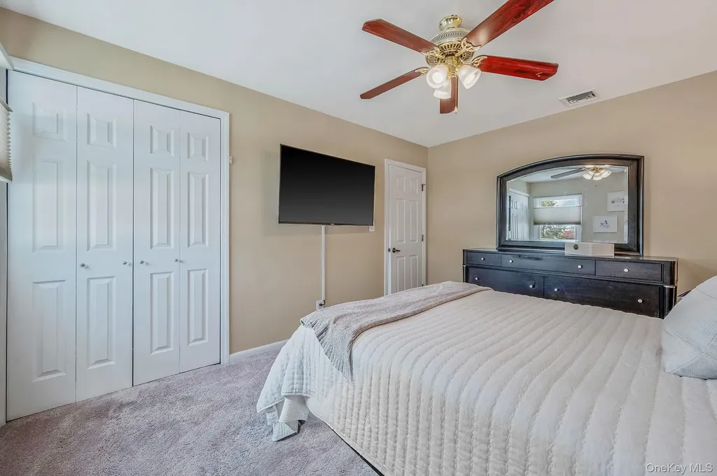 46 Sheldon Place Commack NY 11725