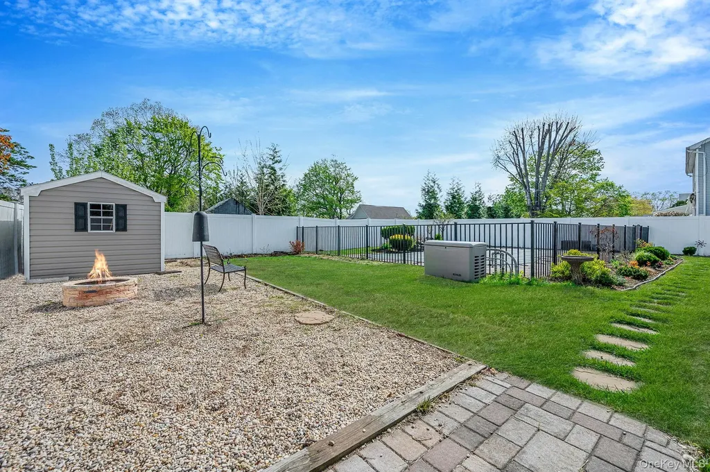 46 Sheldon Place Commack NY 11725