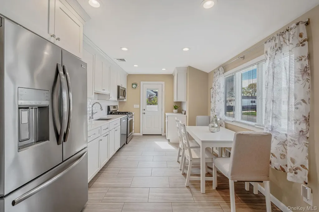 46 Sheldon Place Commack NY 11725