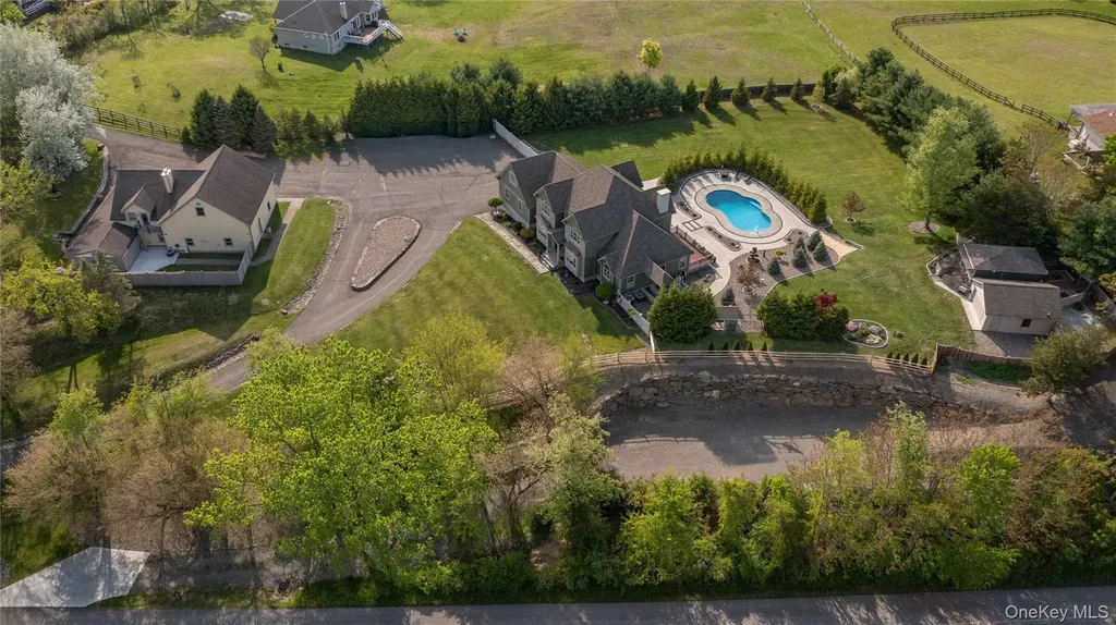 163 Hapeman Hill Road Red Hook NY 12571