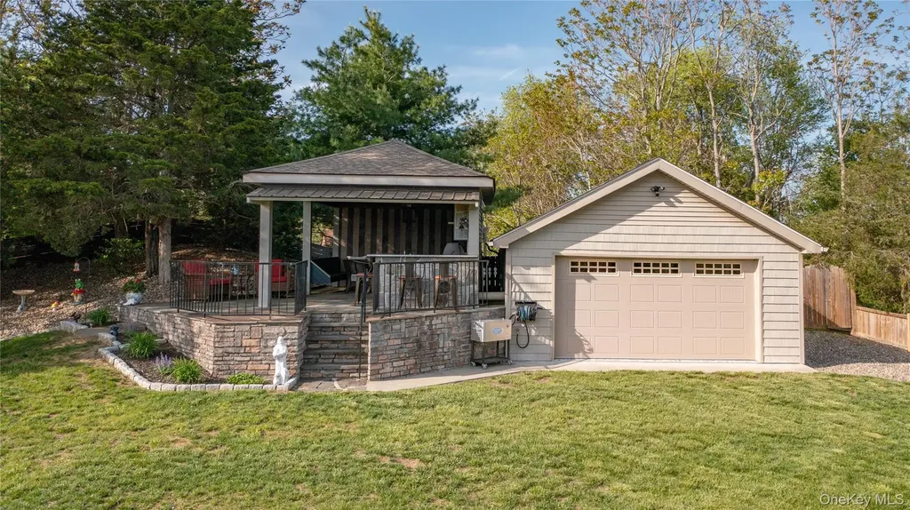 163 Hapeman Hill Road Red Hook NY 12571