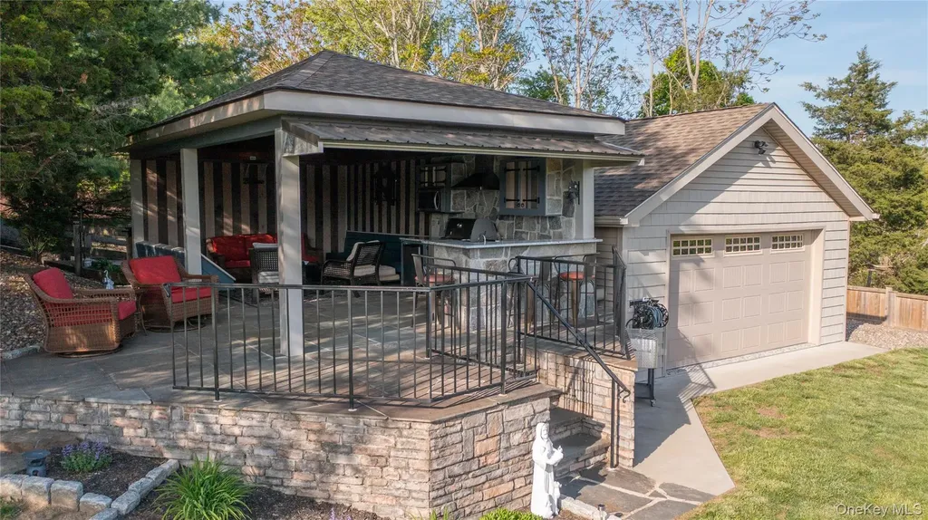 163 Hapeman Hill Road Red Hook NY 12571