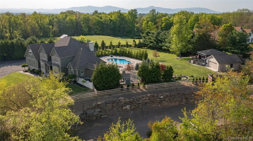 163 Hapeman Hill Road Red Hook NY 12571