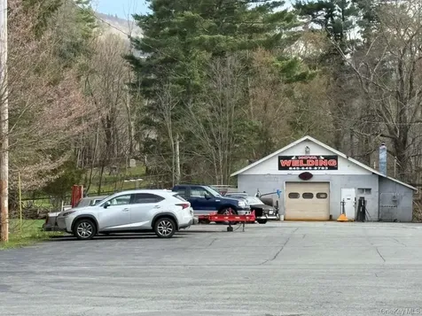 188 S Main Street Ellenville NY 12428