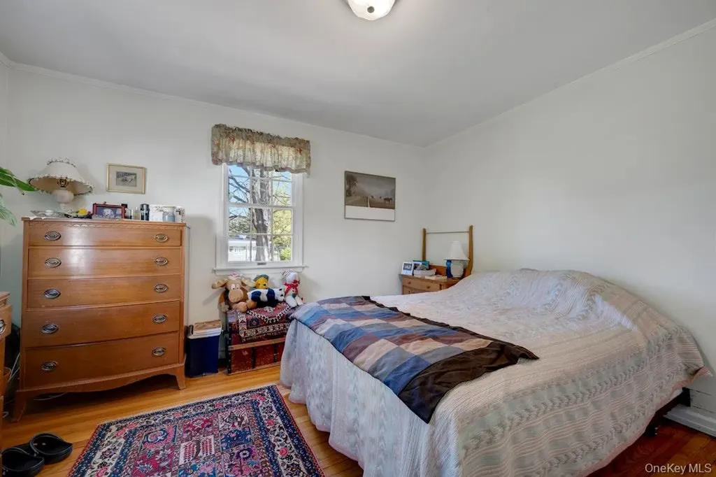 16 Ria Drive White Plains NY 10605